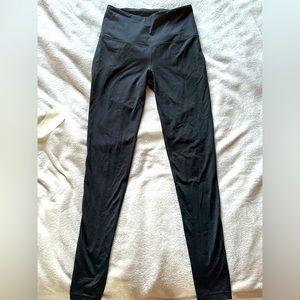 VSX Victoria's Secret Leggings - Small - Gently Used